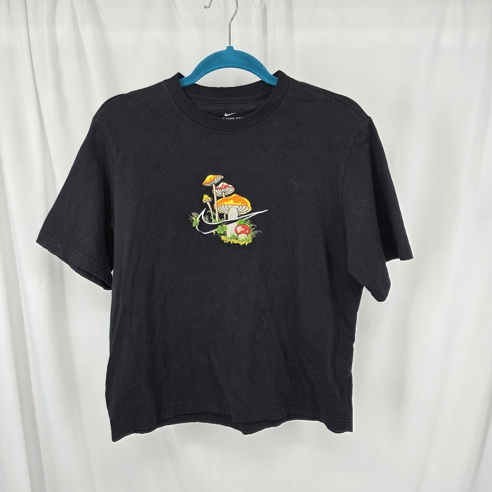 Nike Sportswear Mushroom T Shirt Black DM7976-010 Small